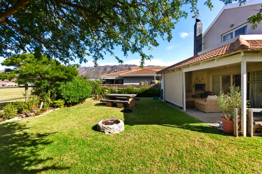 3 Bedroom Property for Sale in Fairview Golf Estate Western Cape